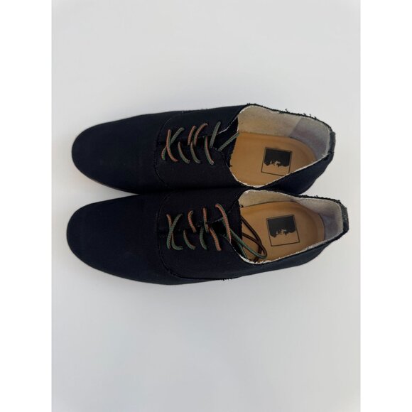 Black Canvas Lace-Up Oxford Shoes - Picture 3 of 11